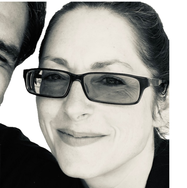 Julie Vecchio, Owner / Operator at Custom Art Framing